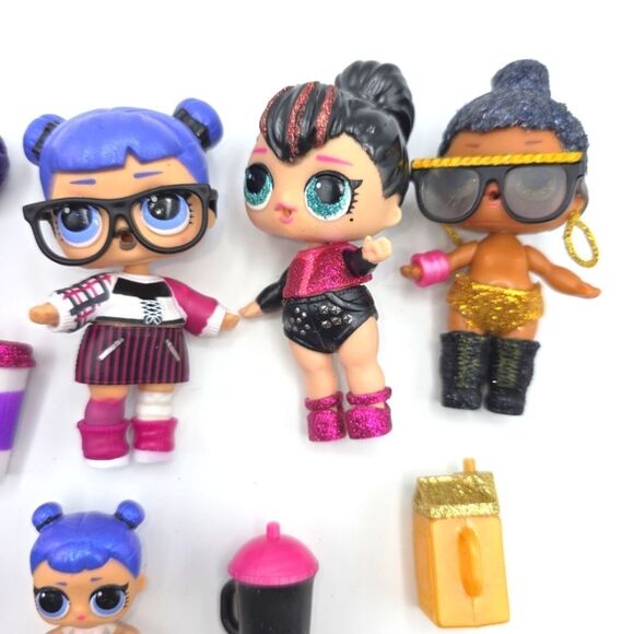 LOL Surprise Tots And Lil Sisters Dolls Bundle - Picture 7 of 13